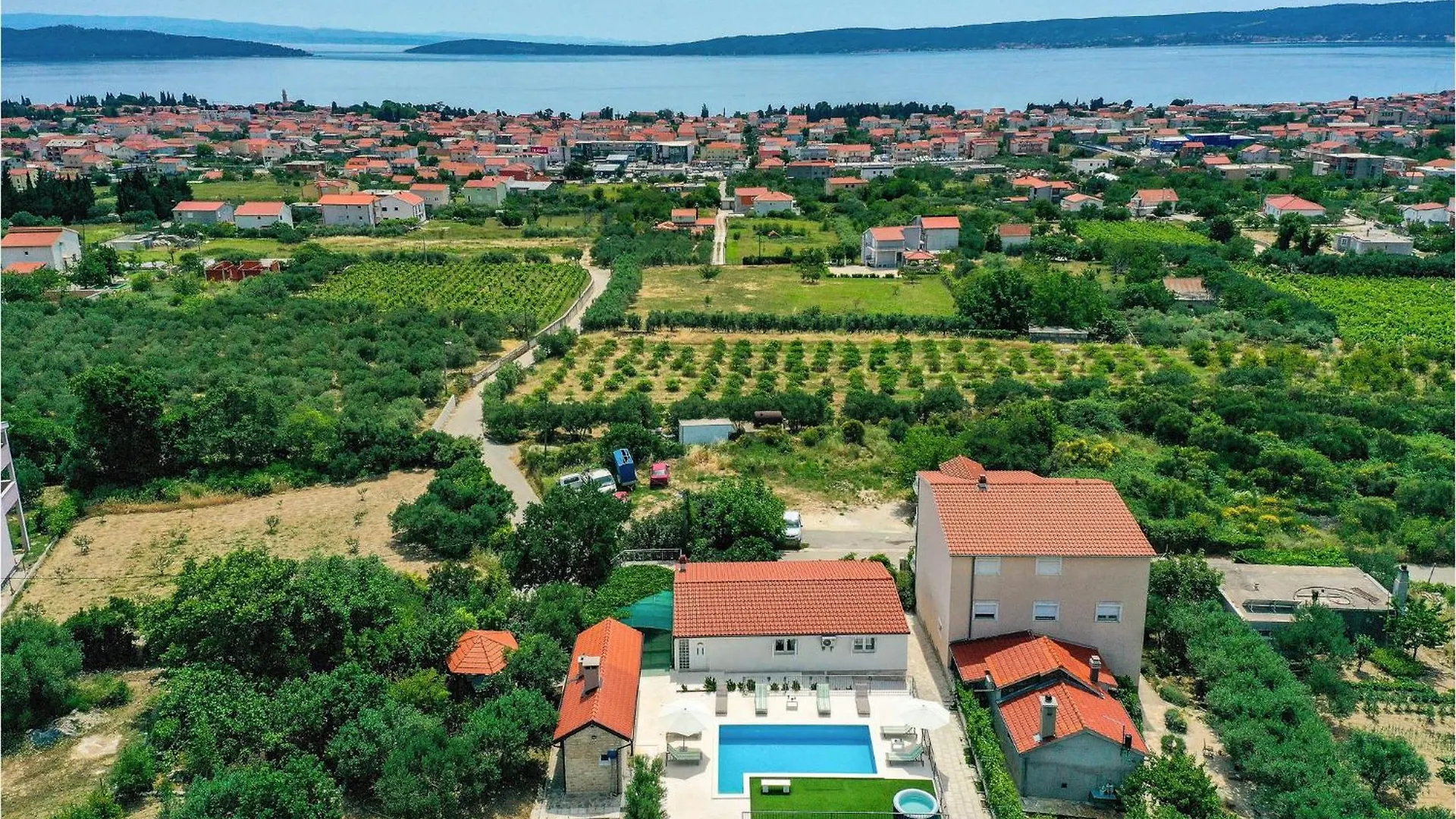 Holiday home Nice Home In Kastel Luksic With Wifi Croatia